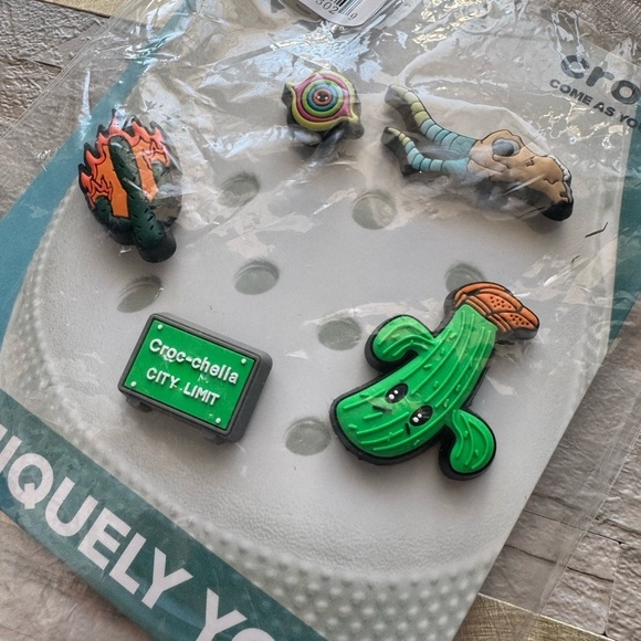 Crocs Jibbitz Summer Fest Plug 5 Pack - Picture 4 of 4